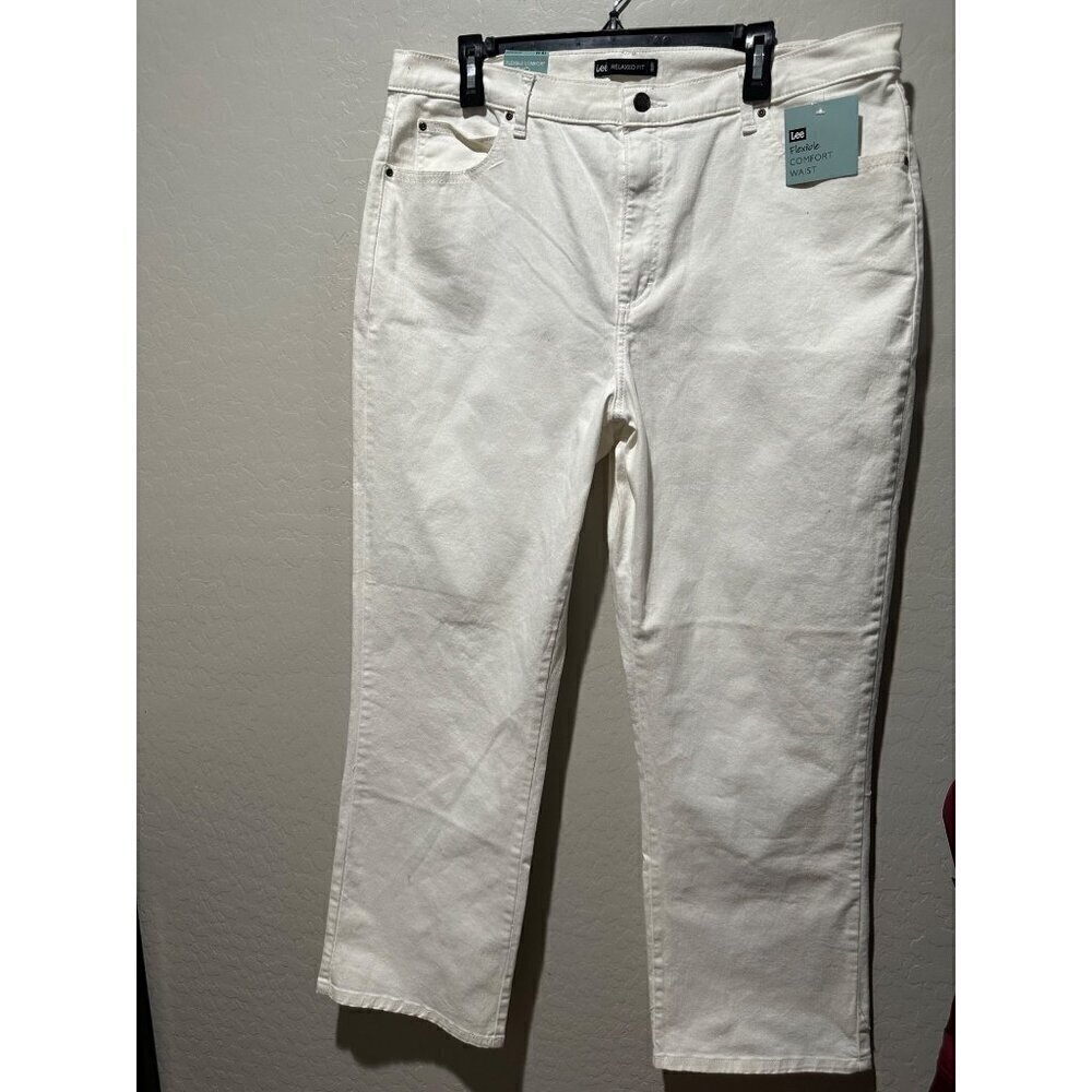Lee Relaxed Fit Flexible Comfort Size 18 NWT